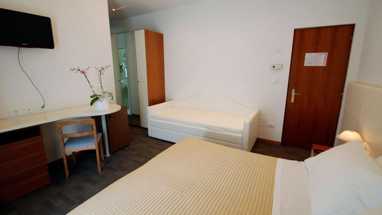 Hotel Sorriso Milano Marittima Exteriér fotografie