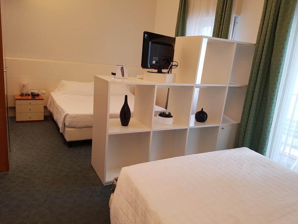 Hotel Sorriso Milano Marittima Exteriér fotografie