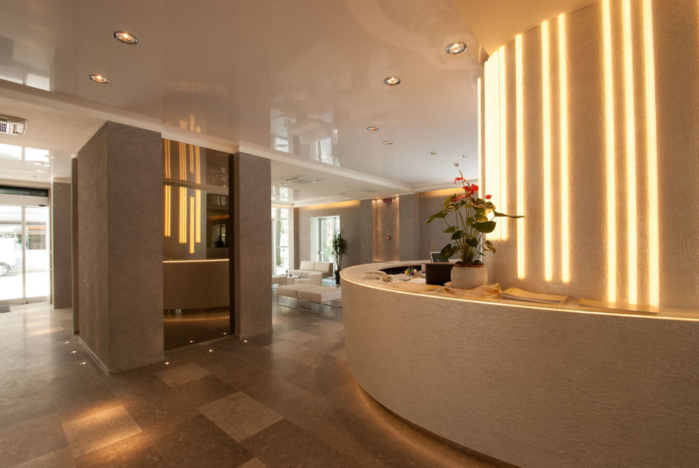 Hotel Sorriso Milano Marittima Exteriér fotografie