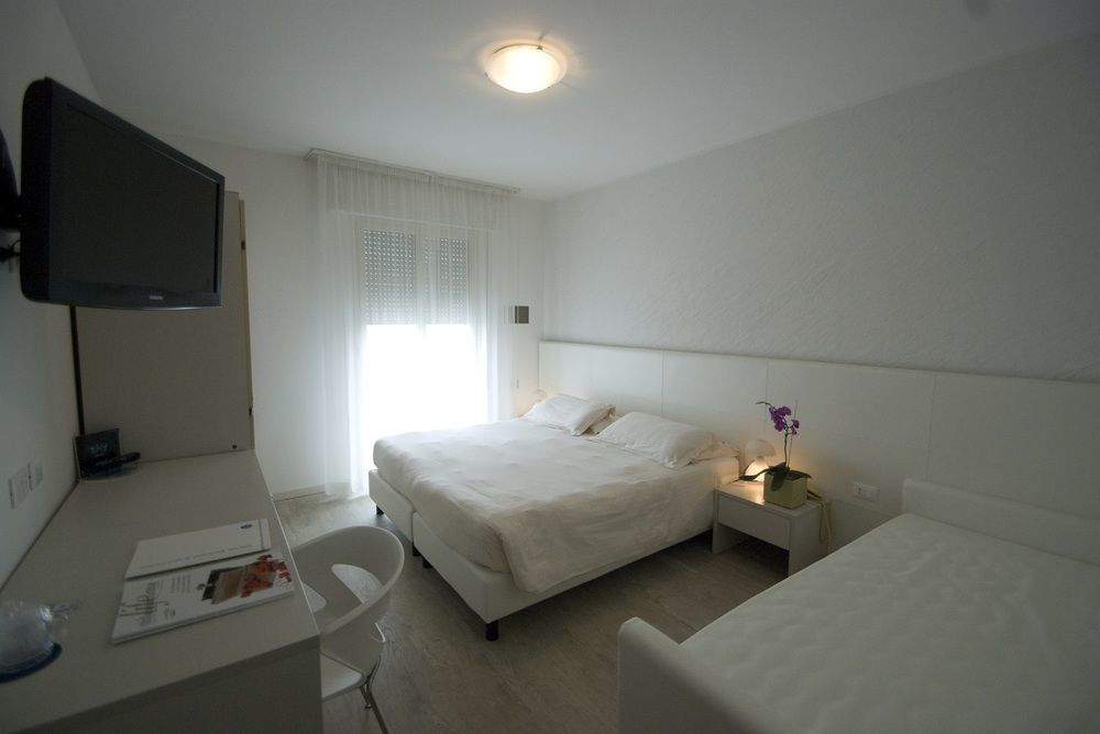 Hotel Sorriso Milano Marittima Exteriér fotografie
