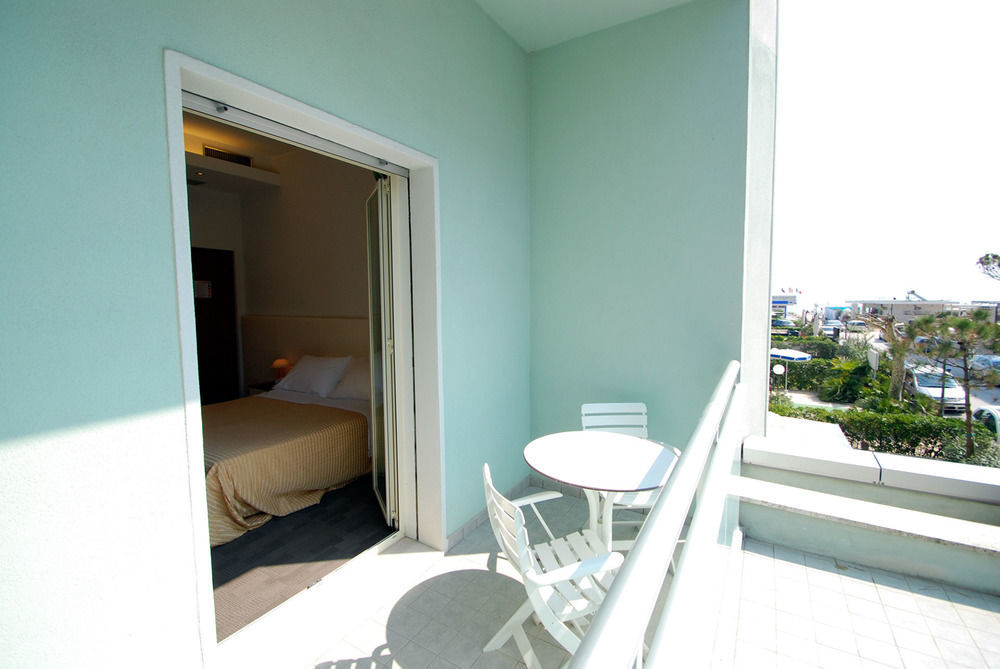 Hotel Sorriso Milano Marittima Exteriér fotografie